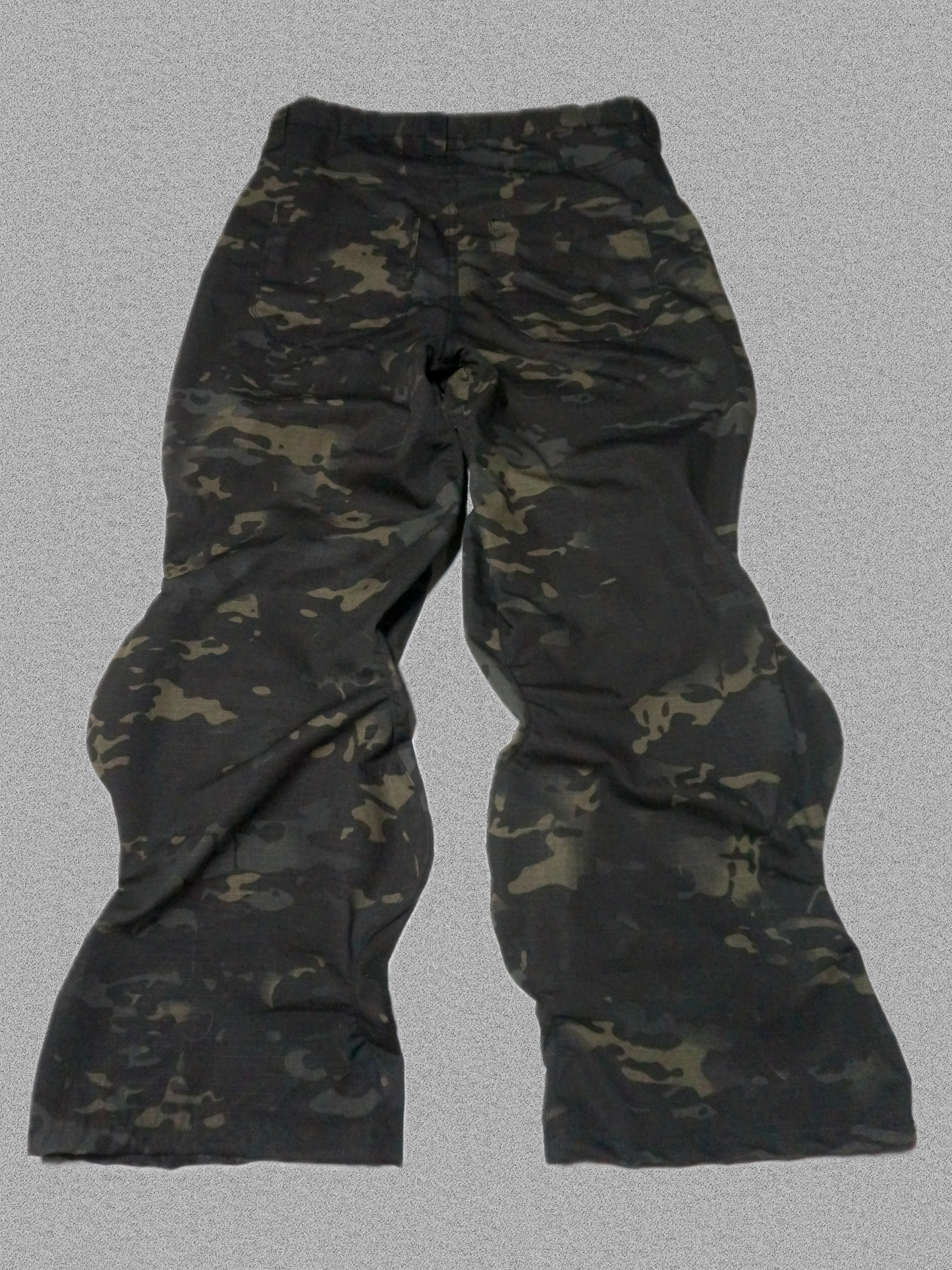 WAVY CAMO PANTS