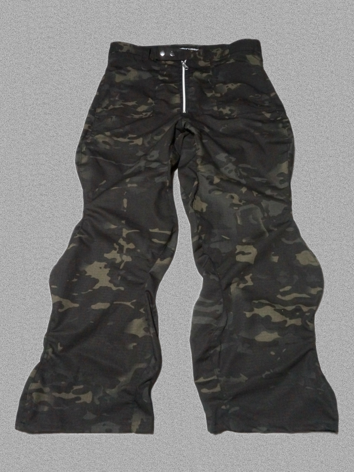 WAVY CAMO PANTS