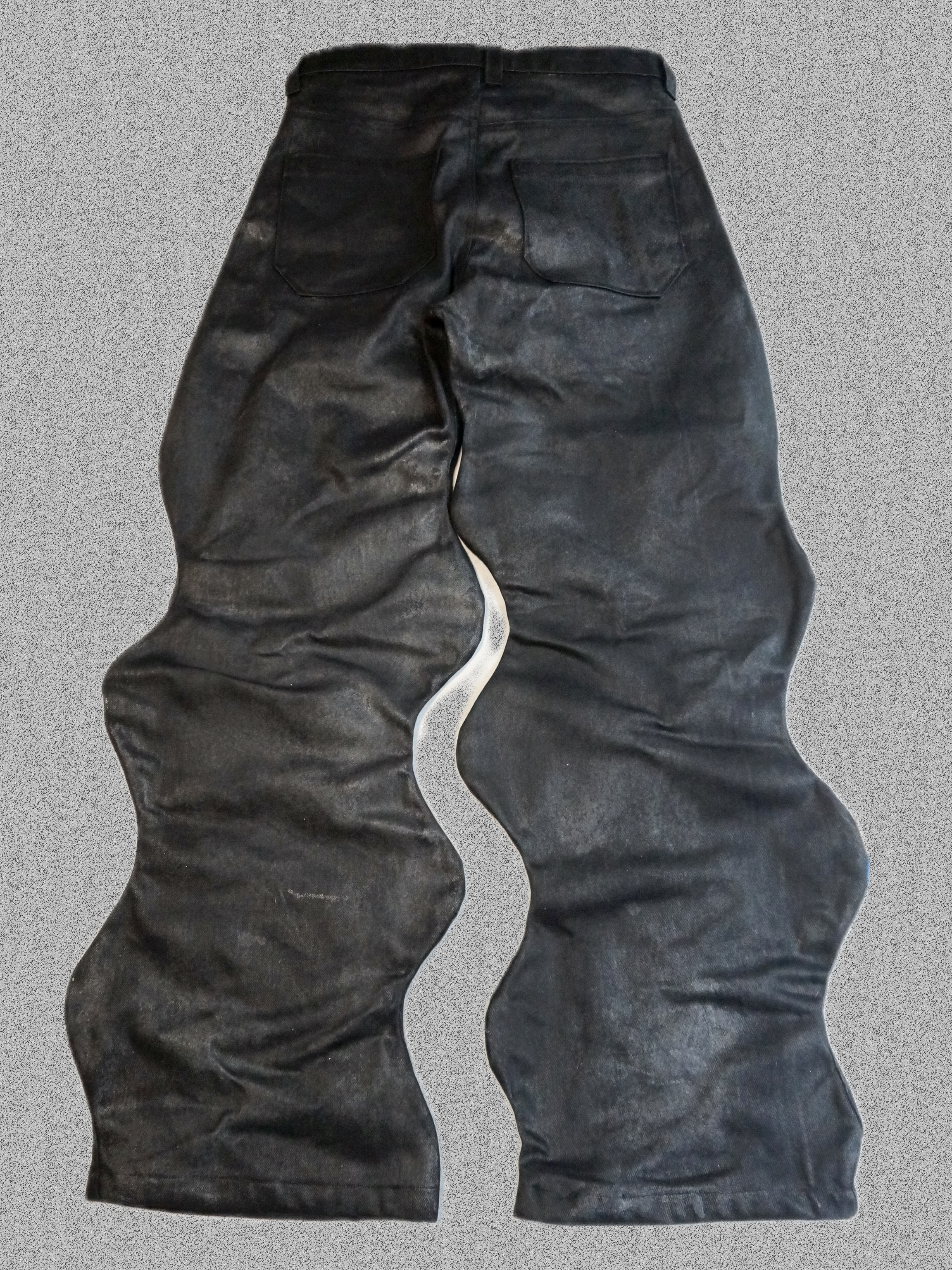 WAVY COATING JEANS