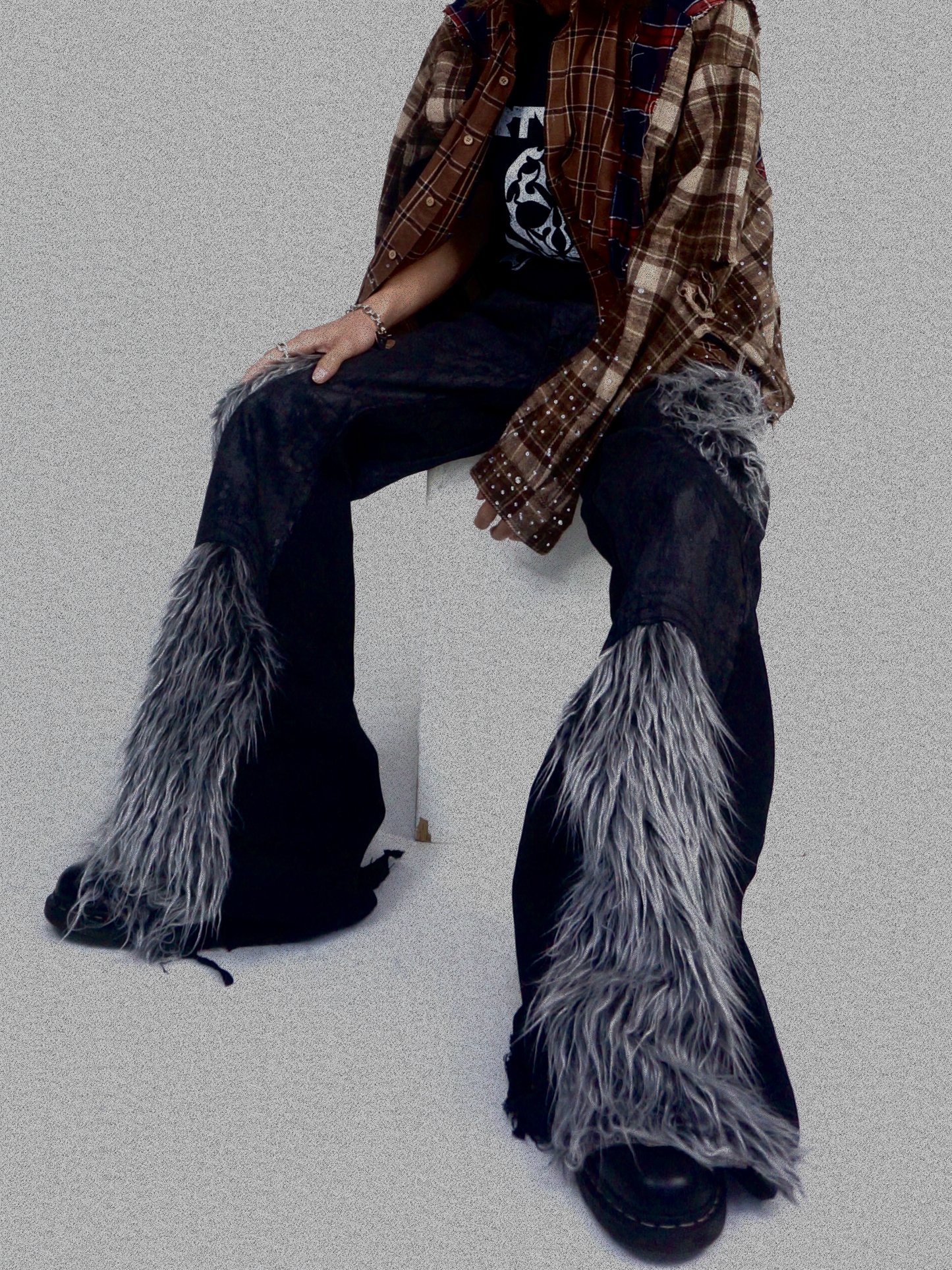 FUR FLARE JEANS