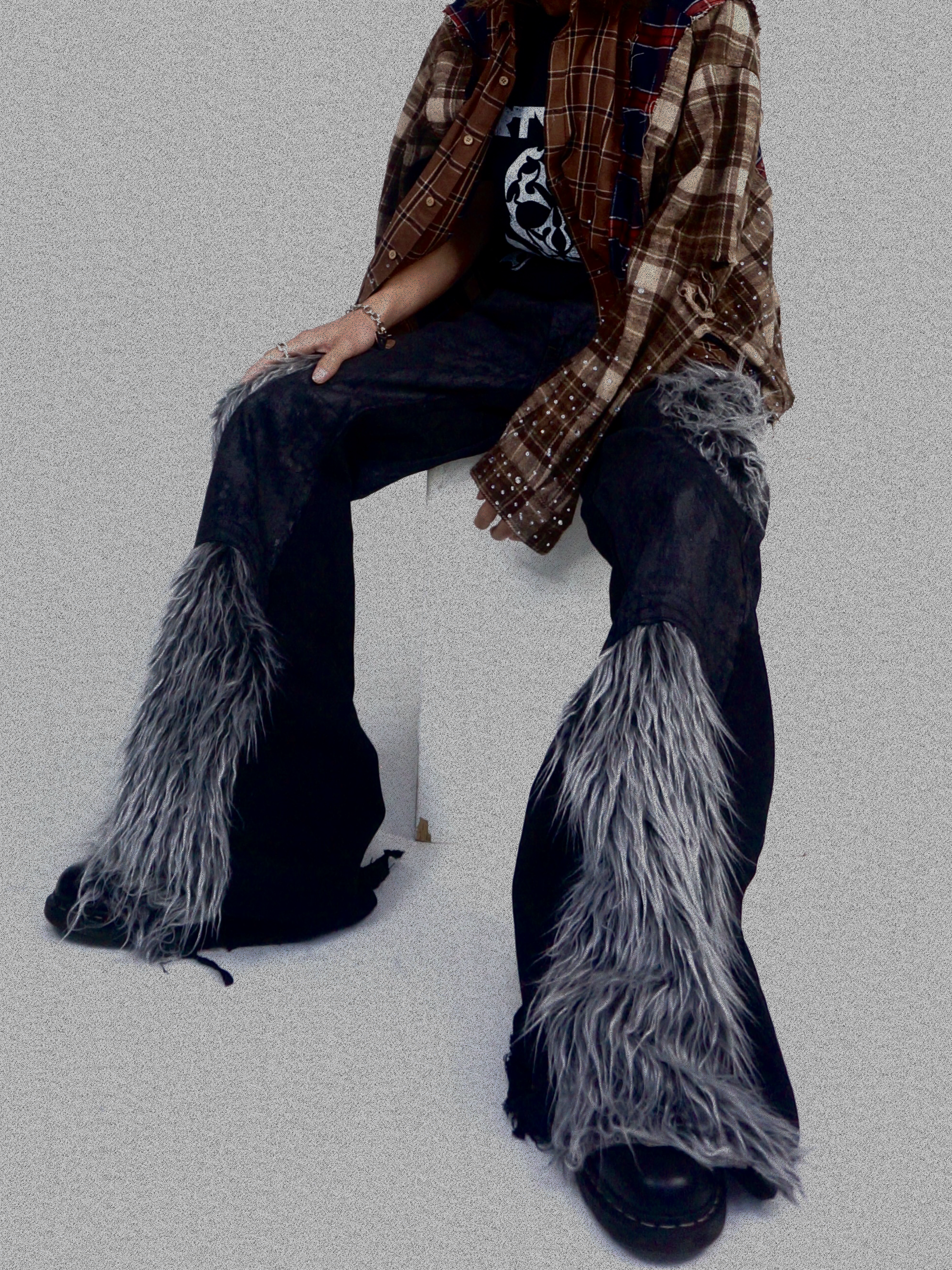 FUR FLARE JEANS