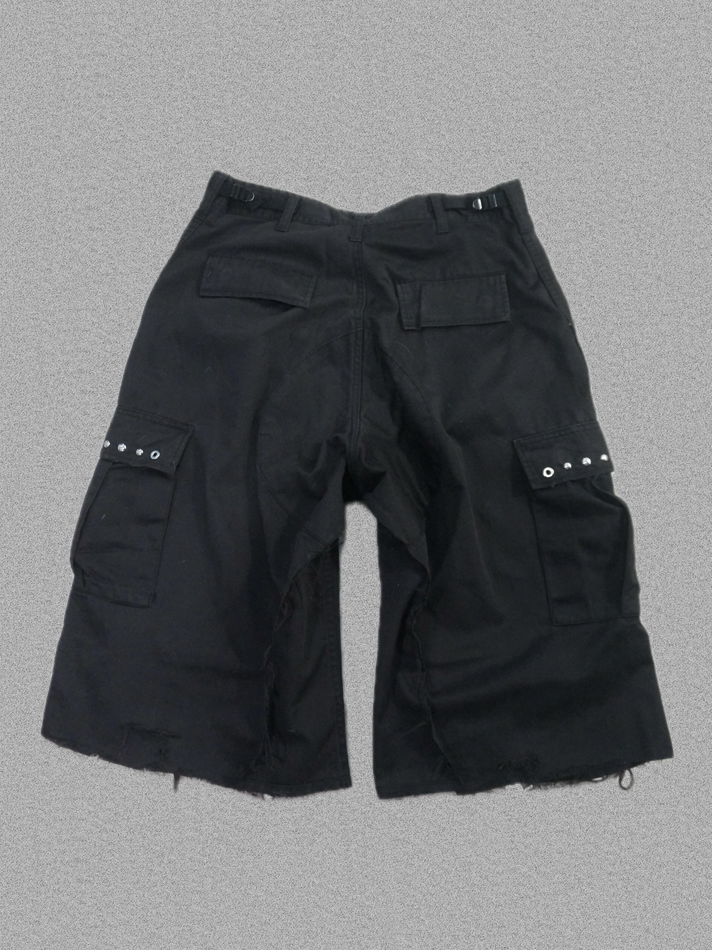 SKELETON JOGGER SHORTS