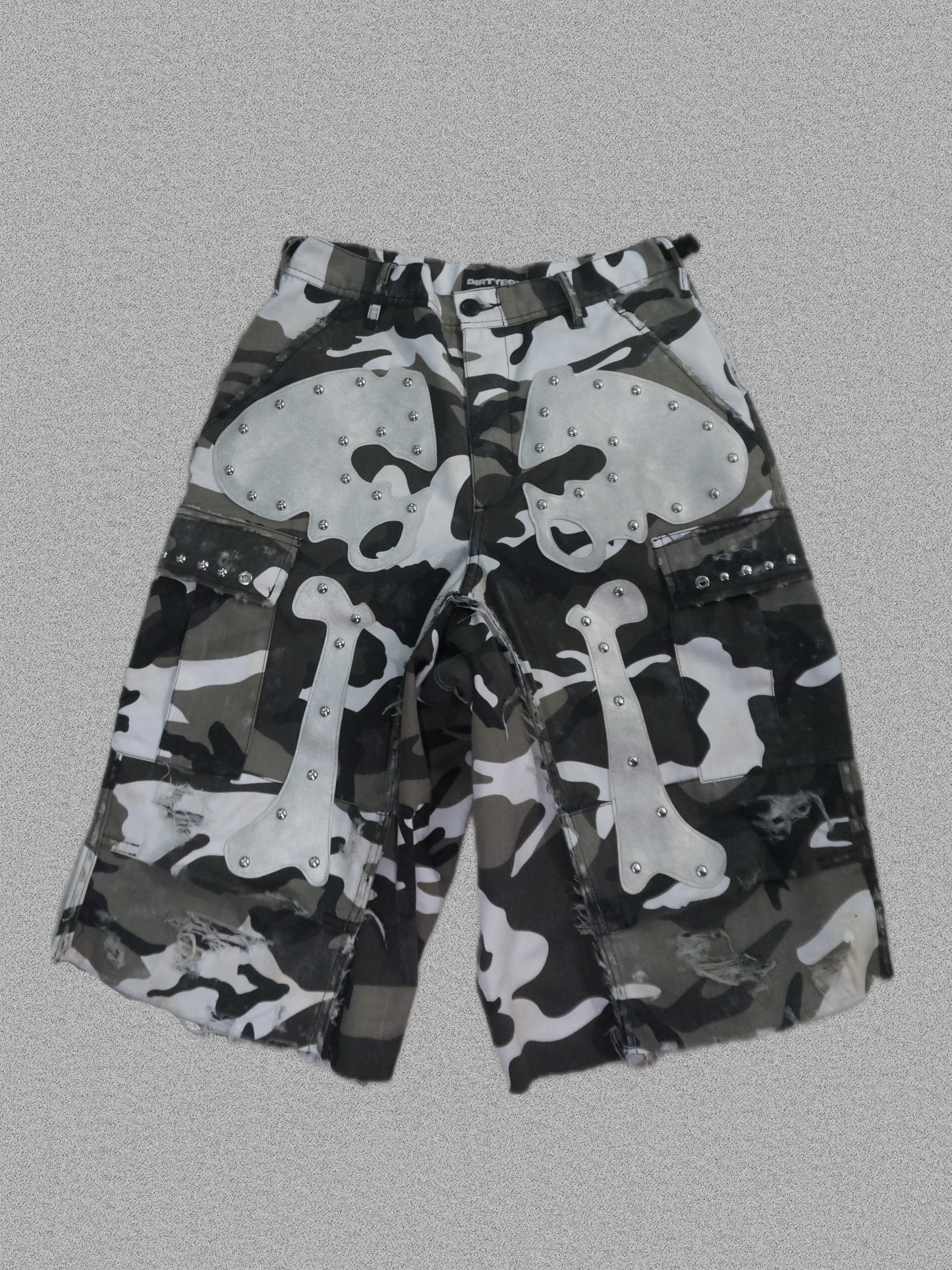 SKELETON JOGGER SHORTS