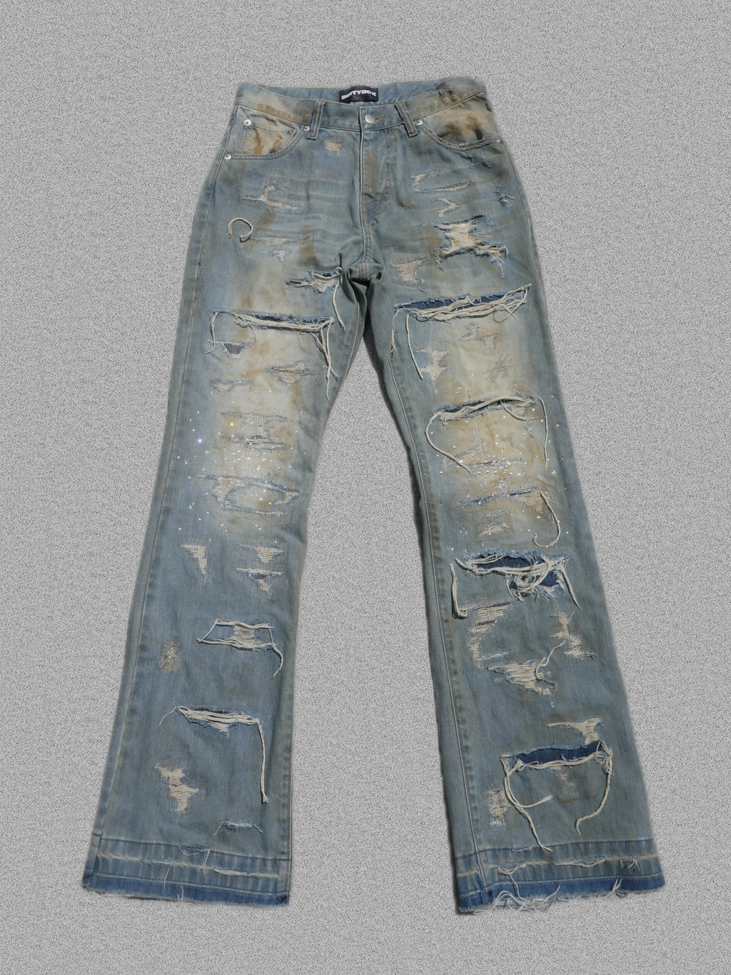 DESTROYED JEANS