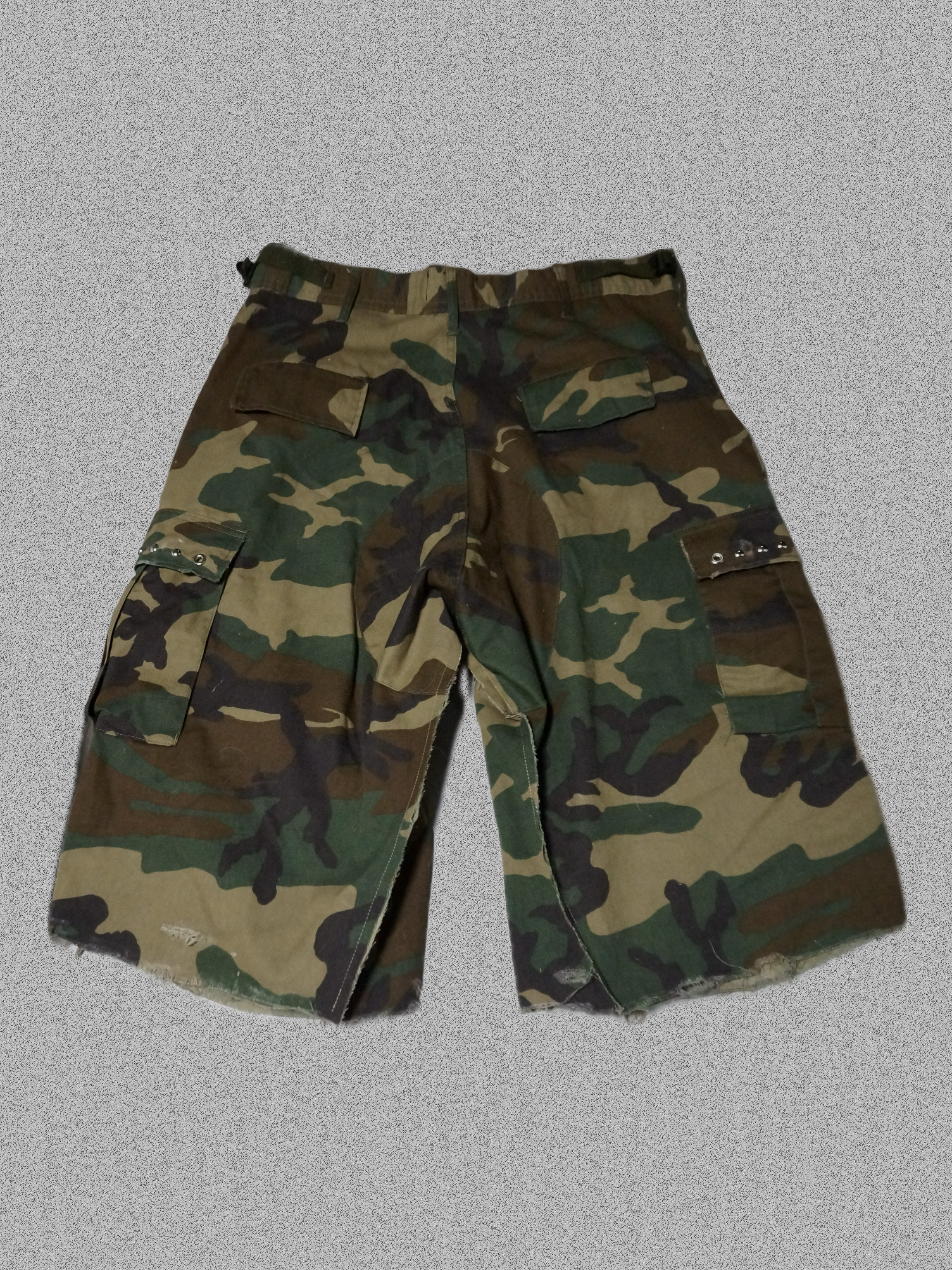 SKELETON JOGGER SHORTS